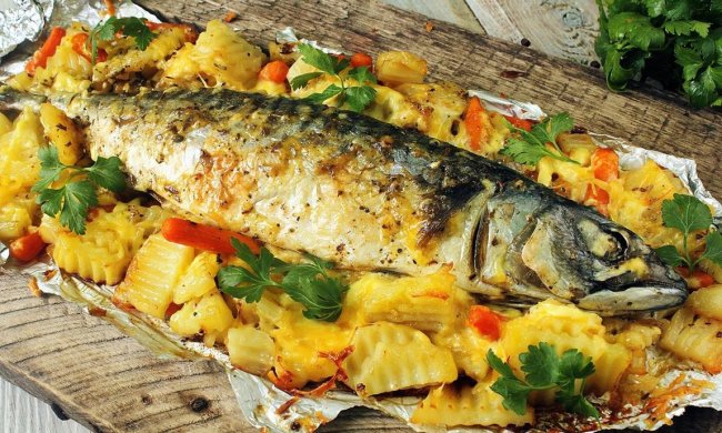 Запечена риба під овочами: універсальний рецепт для будь-якого приводу