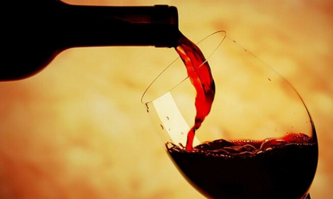 Росіянам бракує вина: санкції проти Європи не введуть