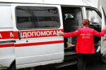 Остановил забор: под Львовом неуправляемая легковушка снесла женщину с ребенком, - даже представить страшно