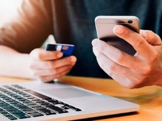 Шахрайство в інтернеті, фото з відкритих джерел