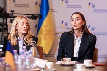 На фото: Олександра Новікова та Анна Різатдінова