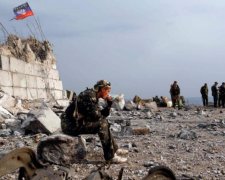 Місія п'яних камікадзе: бойовики будують підземні фортеці