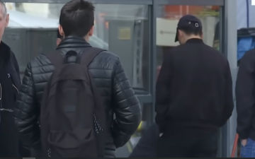 Украинцы за границей. Фото: скрин youtube