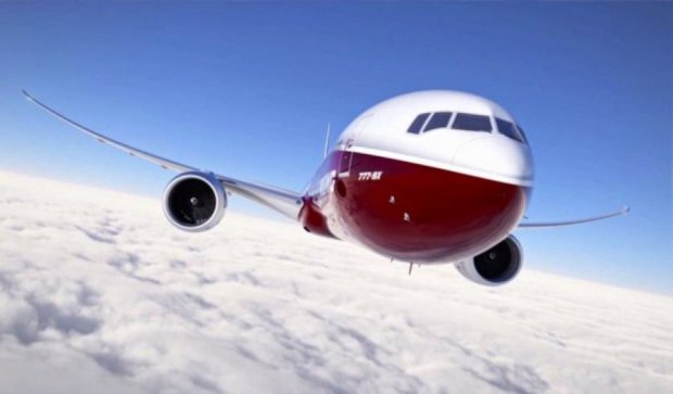 Boeing створив економний літак зі складаними крилами (відео)