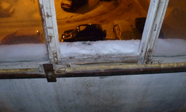 П'яний харків'янин викинув маленького сина з четвертого поверху: наснилося жахіття