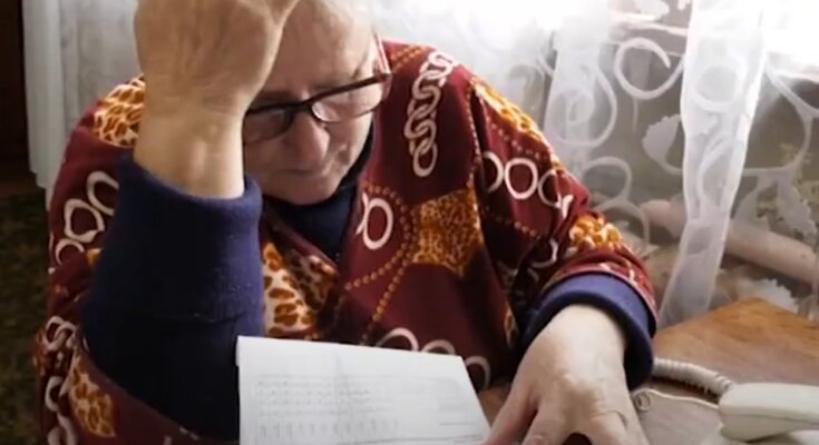 Рахунки за комуналку. Фото: скрін youtube