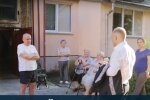 Тернополяни штурмували нічне "кубло" посеред міста - п'янки, бійки та гори сміття під вікнами