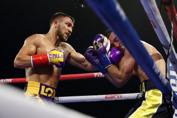 Ломаченко нокаутував Кроллу і захистив пояс WBA, Getty Images