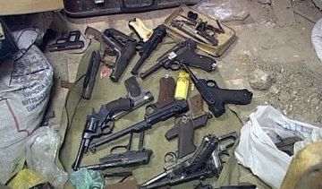Мешканець Одеси виготовляв зброю у підвалі під квартирою (фото)
