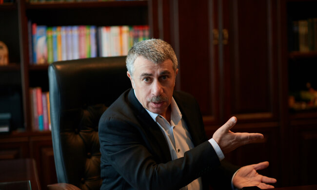 Євген Комаровський