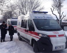 Волосся дибки: багатодітна мати прирекла малюків на холодну смерть