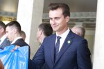 Соратник Зеленського відправив главу "Укрзалізниці" Кравцова у відставку: "Чіпляється за крісло в палаючих електричках"