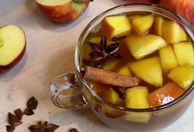 Яблучний пунш, кадр з відео