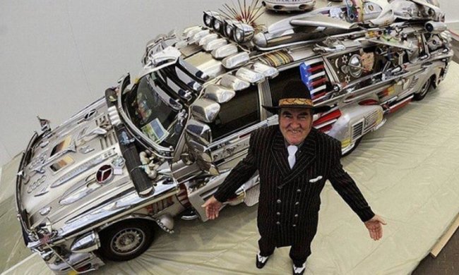 Фінн продає свій лімузин з мотлоху майже за мільйон доларів (фото)