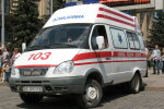Молитва замість швидкої: у Дніпрі хлопець ледь не помер на вулиці через двох неадекваток