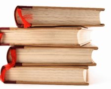 Чотири книги і одне "людиновідвідання" лазні на рік - норма від мініекономіки