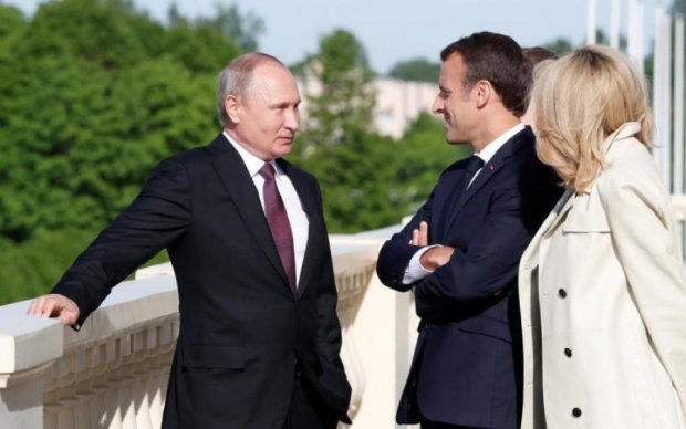 Макрона закрыл дверь G8 перед самым носом Путина
