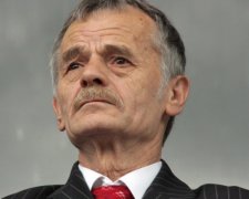 В аннексированный Крым перевозят жителей Центральной России - Джемилев