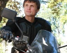 Пропав друг: Луценко пообіцяв нагороду за вкрадений байк