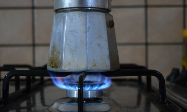 Ціни на газ вищі втричі: експерт розповів про альтернативу, ведуть переговори