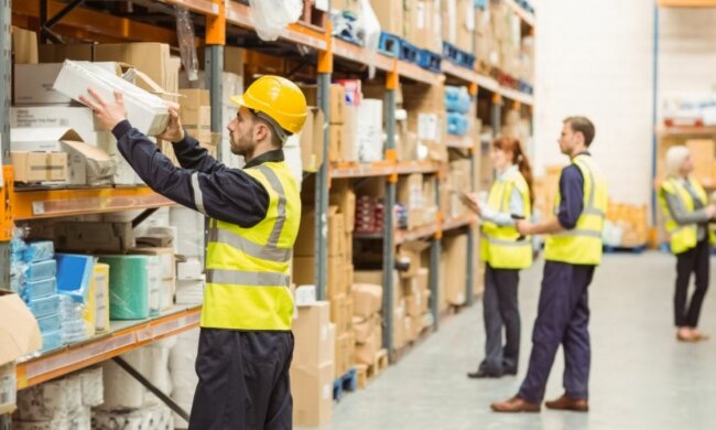 Робота на складі, фото: ancor