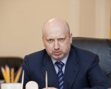 Турчинов: Путин боится колоссальных потерь при открытой агрессии