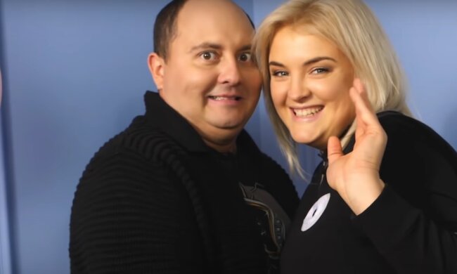 Вікторія Ткач із чоловіком. Фото: скрін youtube