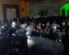 Під президентом Мексики захиталося крісло