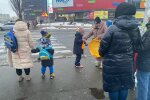 Дети, родители, похолодание, фото: Знай.ua