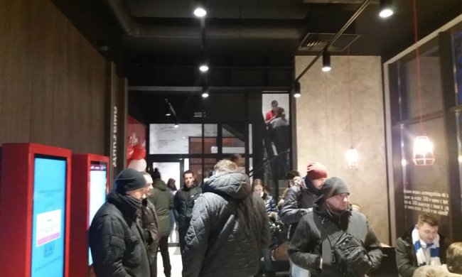 В KFC произошла потасовка