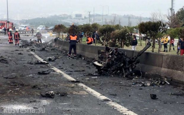Не выжил никто: в Турции разбился самолет