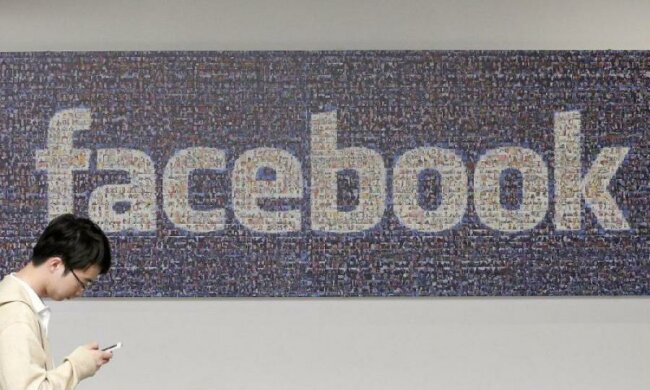 Facebook вплуталася в гонку розумних колонок