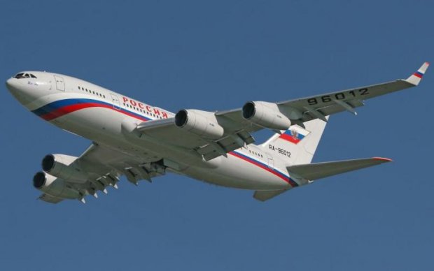 Путинский самолет вторгся в Эстонию