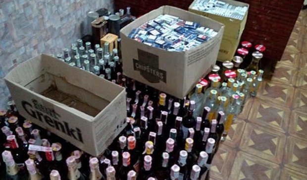 Правоохранители изъяли контрабандный табак и алкоголь на 200 тыс грн (фото)