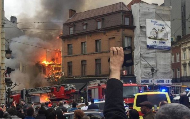 Опубликовано новое видео с места мощного взрыва в Брюсселе