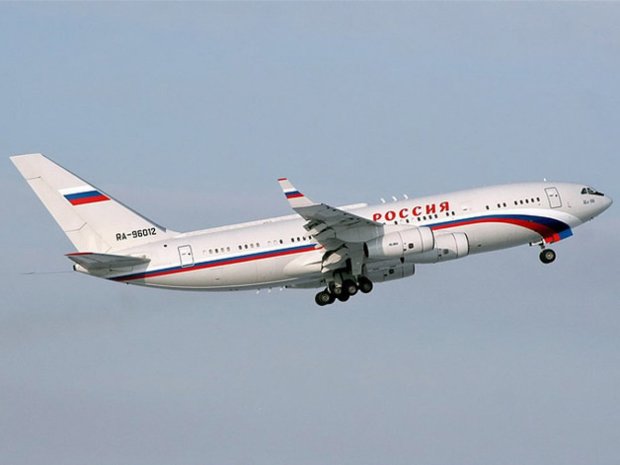 Путін підняв у повітря літаки: сотні бойовиків на борту, тонни невідомого вантажу