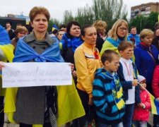 Маріупольці мітингують проти демілітаризації Широкиного (фото)