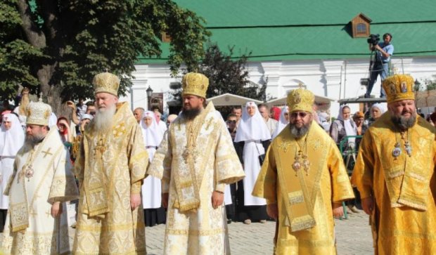 Порошенко призвал лидеров церквей к религиозному единству