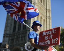 Британія різко передумала поспішати з Brexit: трохи перенесемо