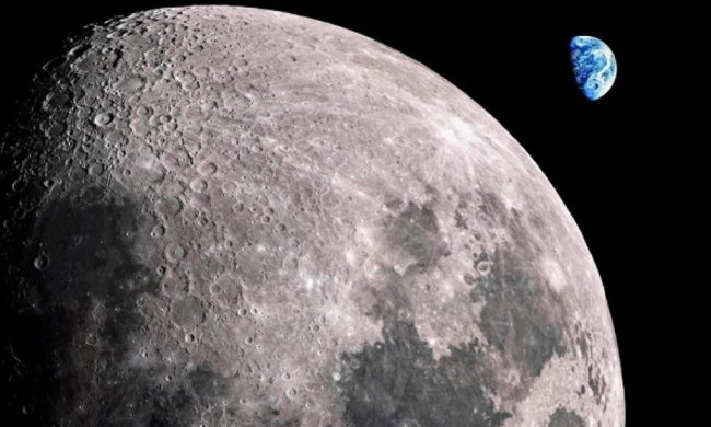 Возле Луны засекли невероятное: ученые ломают голову над загадочным видео