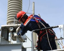 Львів'ян залишать без світла, запасайтеся свічками та терпінням: список "темних" адрес