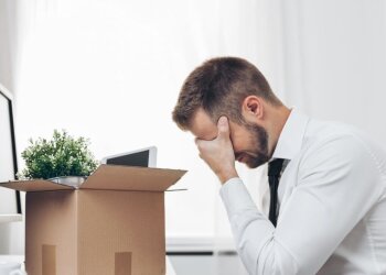 Человек, уволившийся с работы. Фото: pinterest