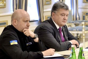 Петро Порошенко та Олександр Турчинов