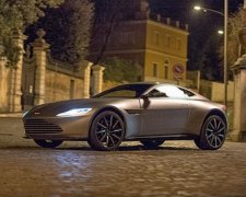 Автівка Бонда пішла з молотка за $3,5 млн (фото, відео)