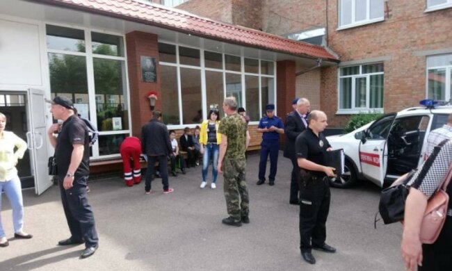 Отравление детей на линейке: из больницы пришли плохие новости