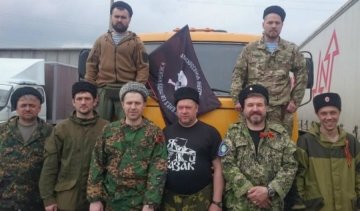 Переможці по життю: бойовики перевозять ліки в памперсах