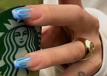 "Полум'яний" манікюр, зображення із соцмереж