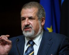 Кримських татар закликали не йти на показове "свято" окупантів