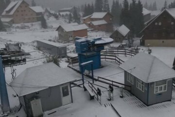 На Закарпатті перший сніг, фото з фейчбук