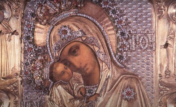 Молебен и молитва перед иконой Почаевской Божией Матери